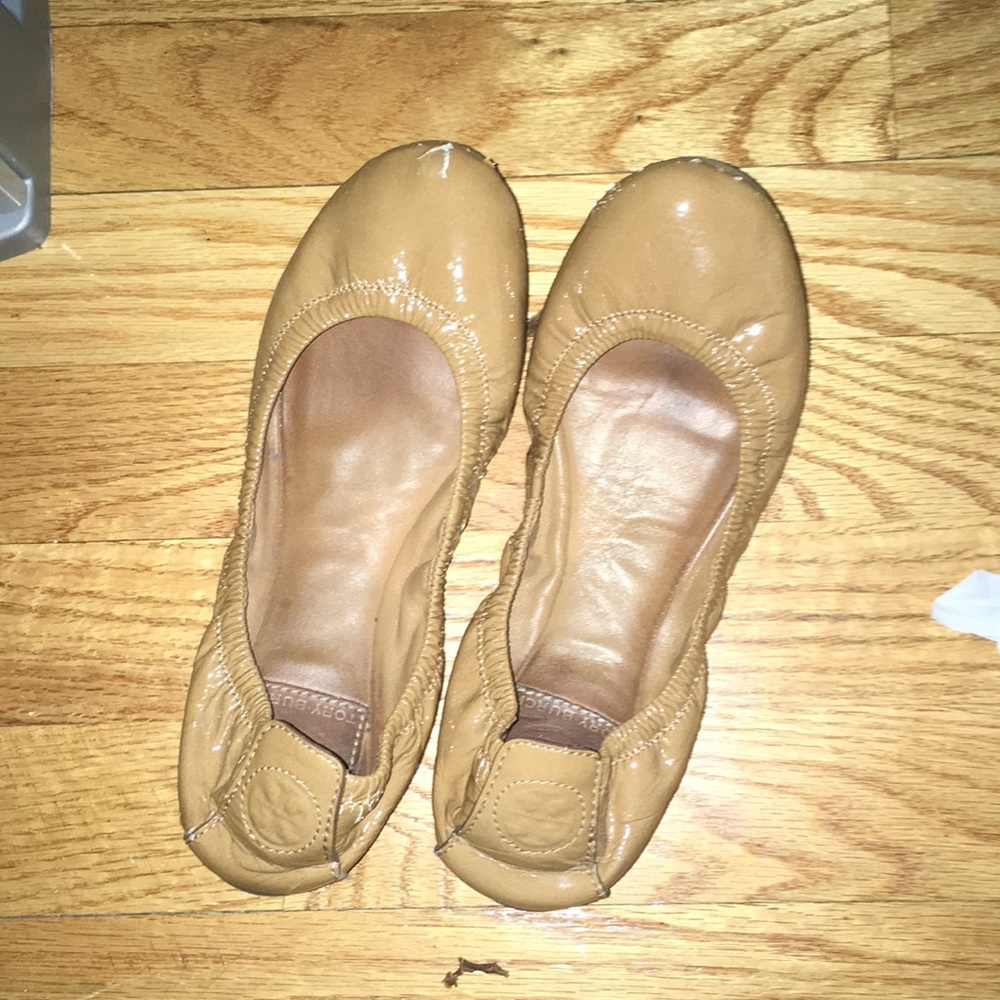 Nude Tory Burch Eddie ballet flats